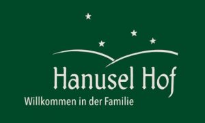 Logo_HanuselHof_Beige_auf_Gruen_CLAIM_RGB-480x288